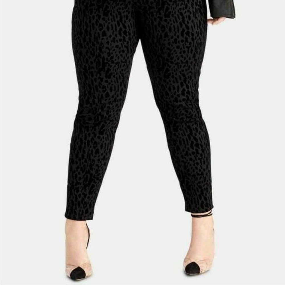 NWT Rachel Roy Black Flocked Leopard Jeans 22W 24W - Picture 4 of 4
